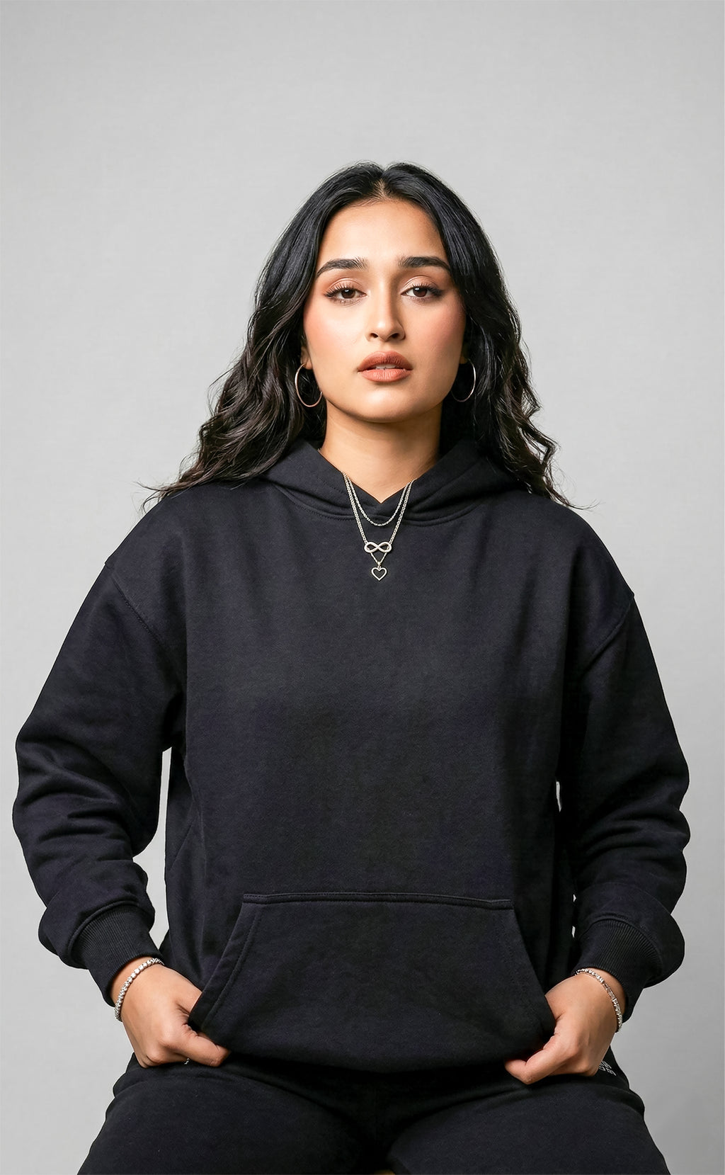 ORIGINAL Hoodie – Noor Black