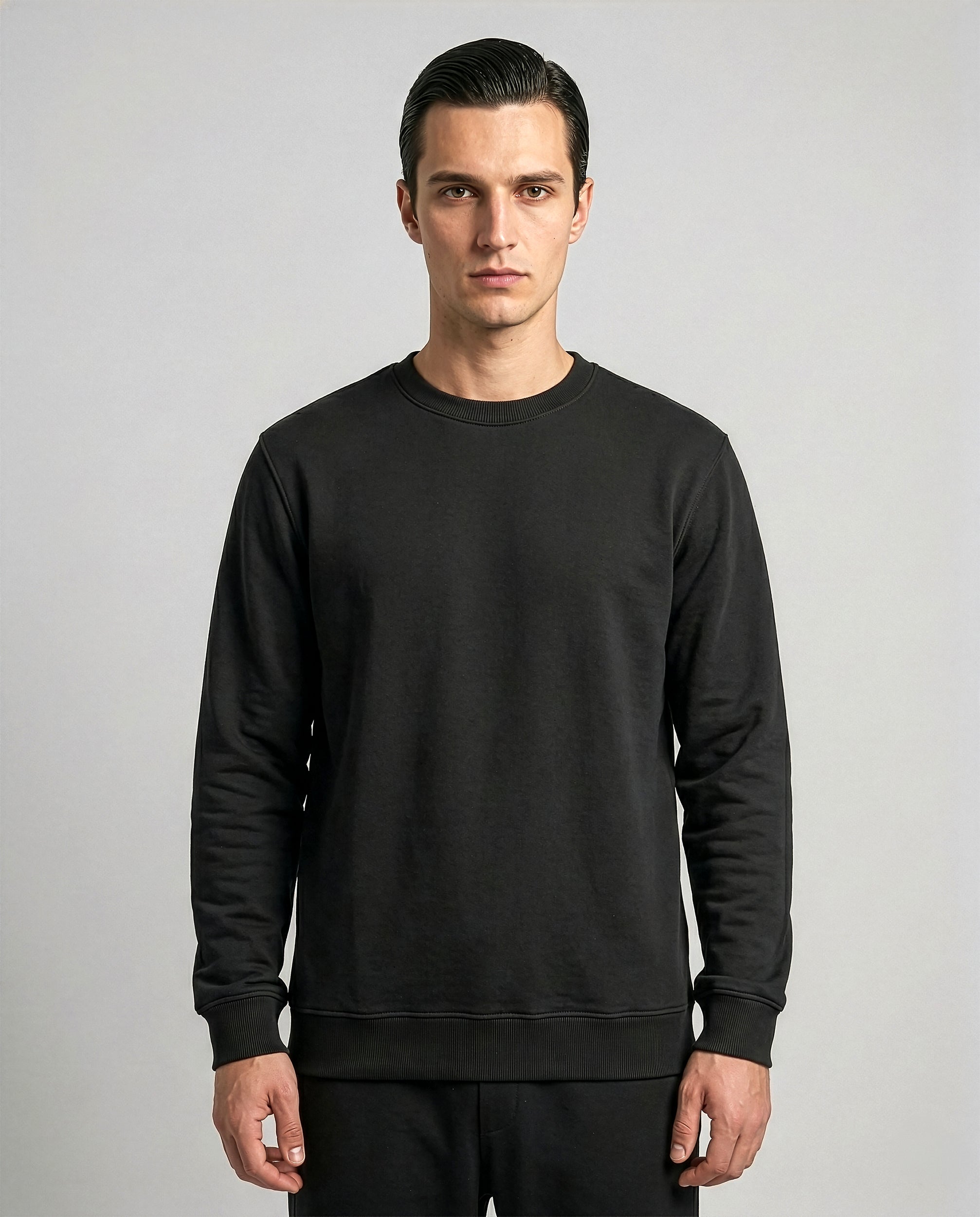 SIGNATURE Sweatshirt – Noor Black