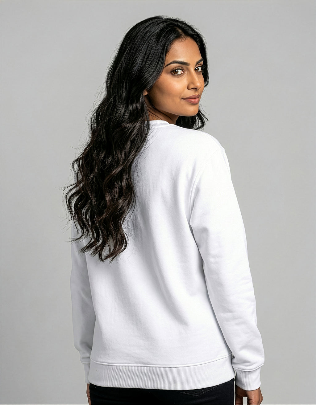 SIGNATURE Sweatshirt – Rui White