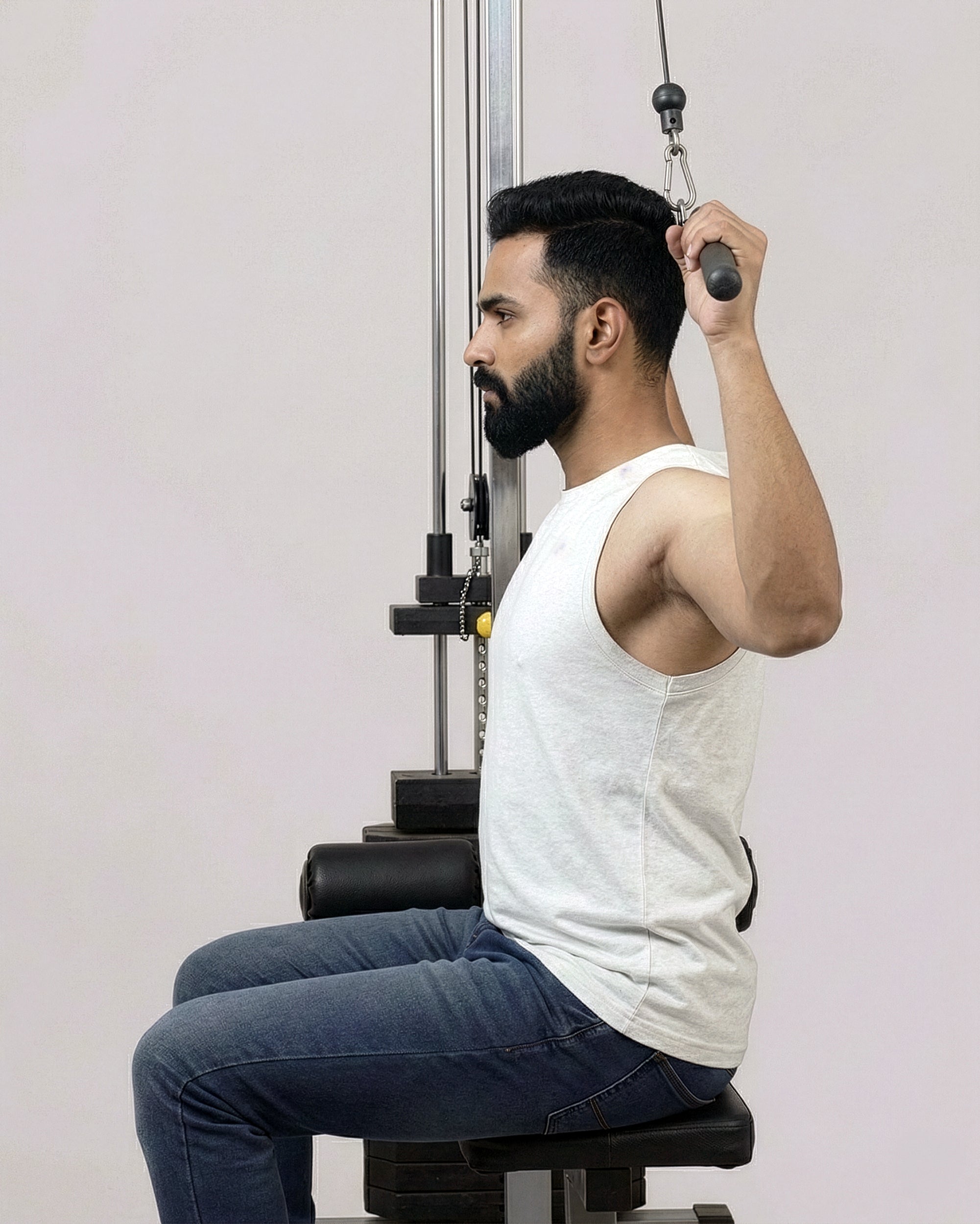 Sleeveless Tee – Rui White