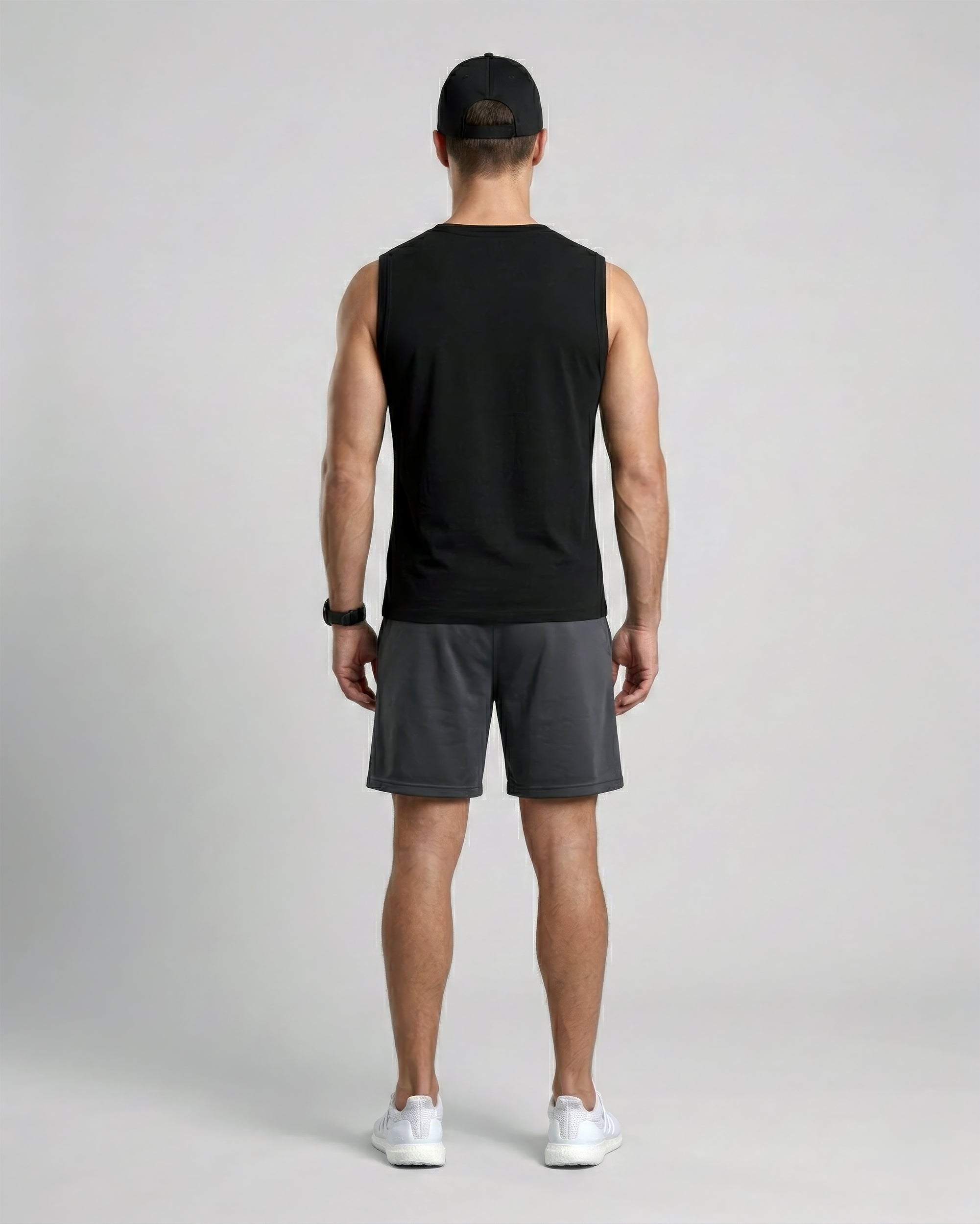 Sleeveless Tee – Noor Black