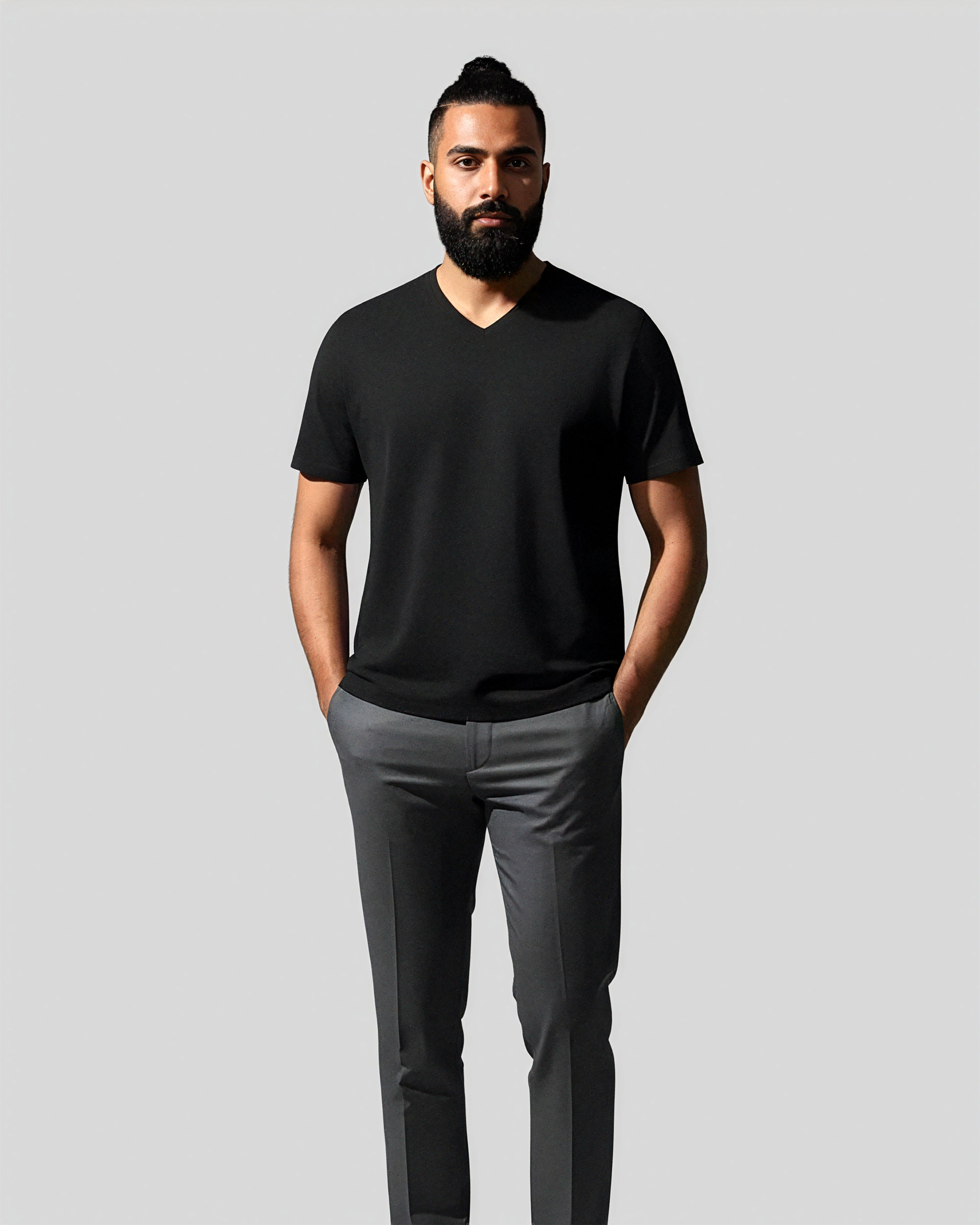 V-Neck T-Shirt – Black