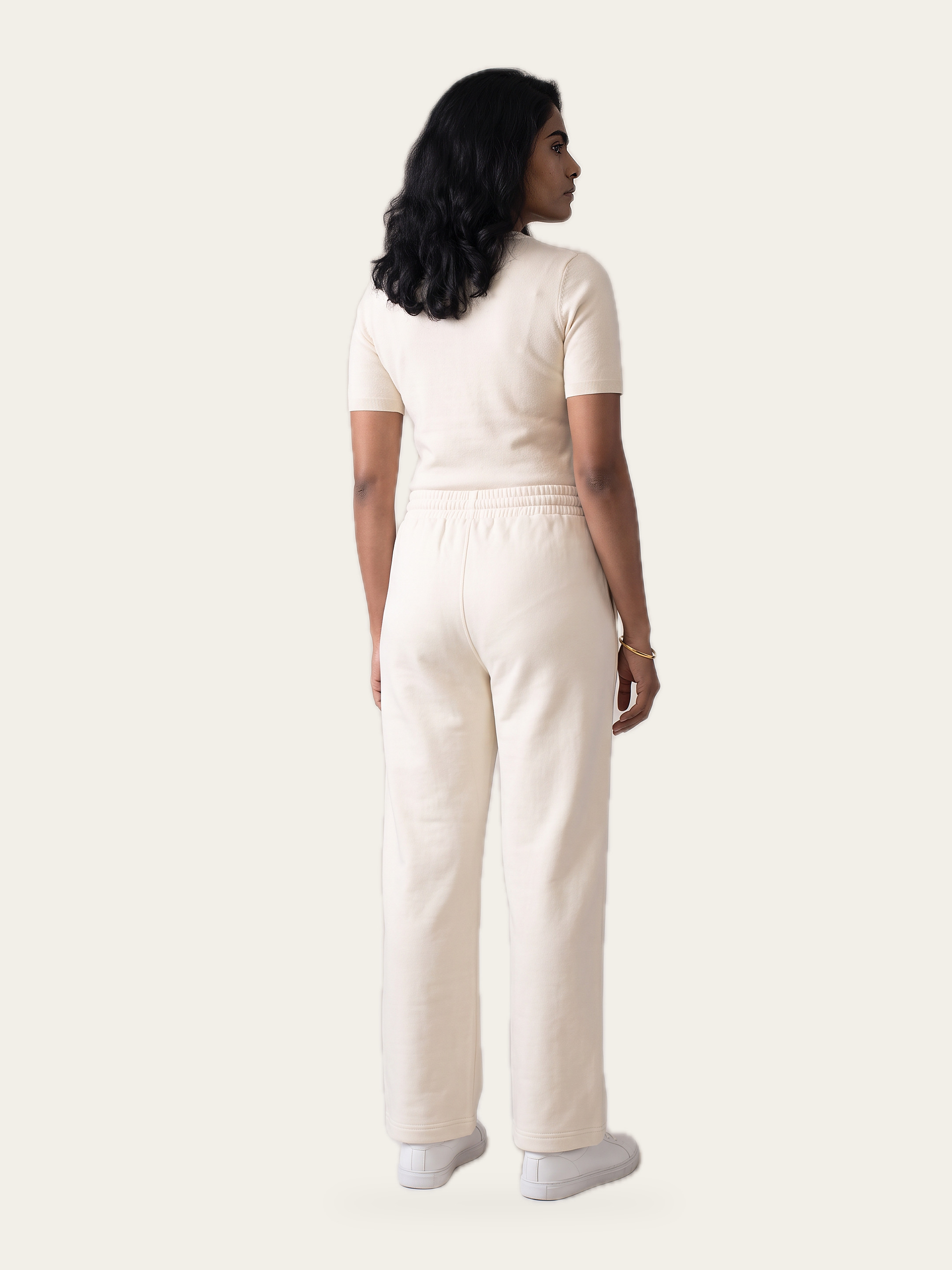 ESSENCE sweatpants in Rui White, back view