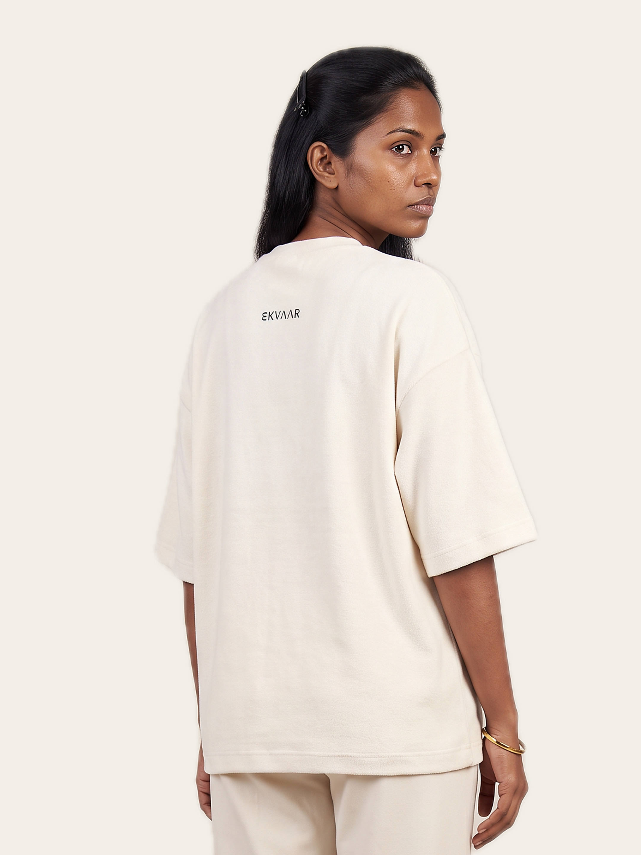ESSENCE Terry Tee, a 260 GSM oversized terry tee with a quiet EKVAAR embroidery