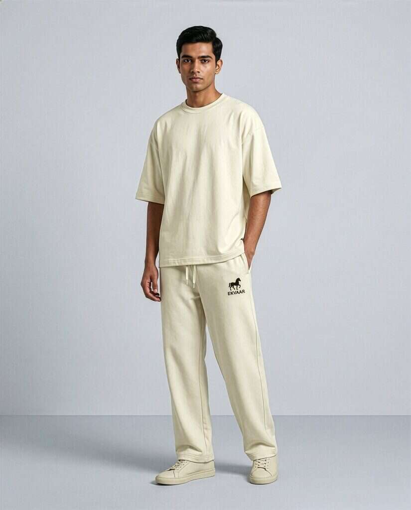 FORM Oversized Tee – Rui White