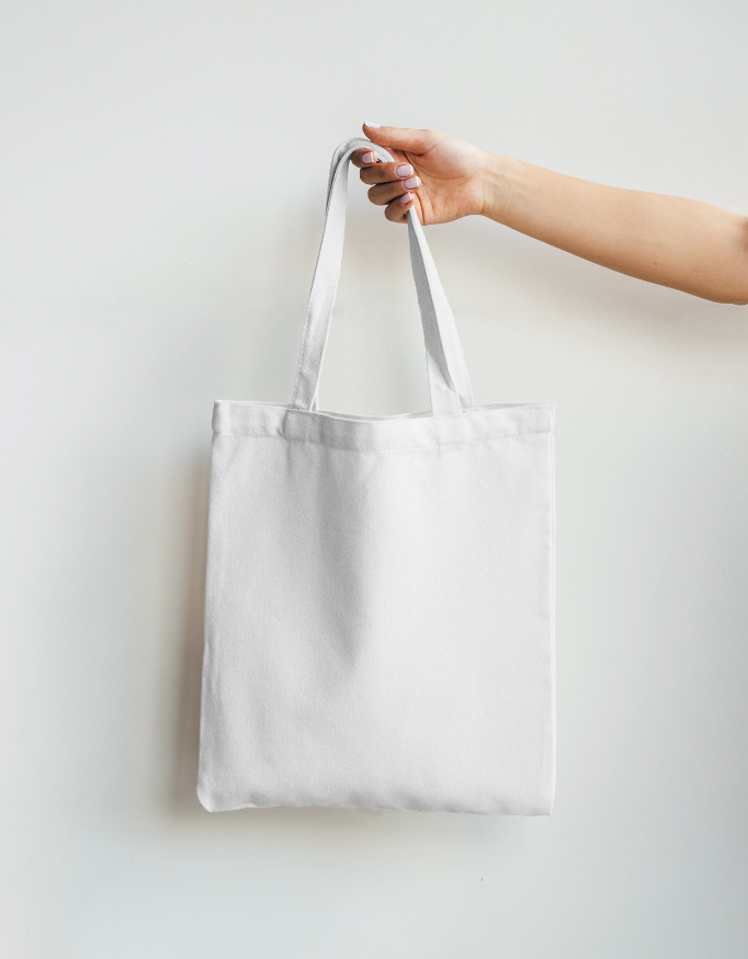 BANANA LEAF tote in Rui White, the plain reverse side